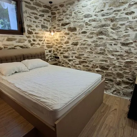 Stamatis & Stamatia Stone House *